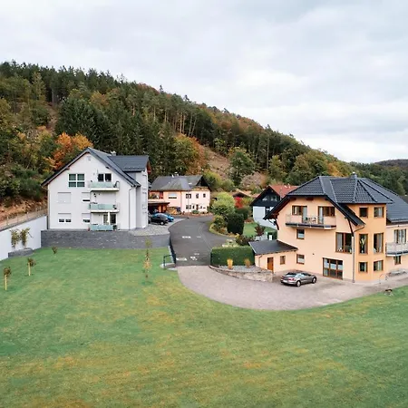 Deluxe - Nationalpark - Gross, Erholsam, Familienfreundlich, Extras *